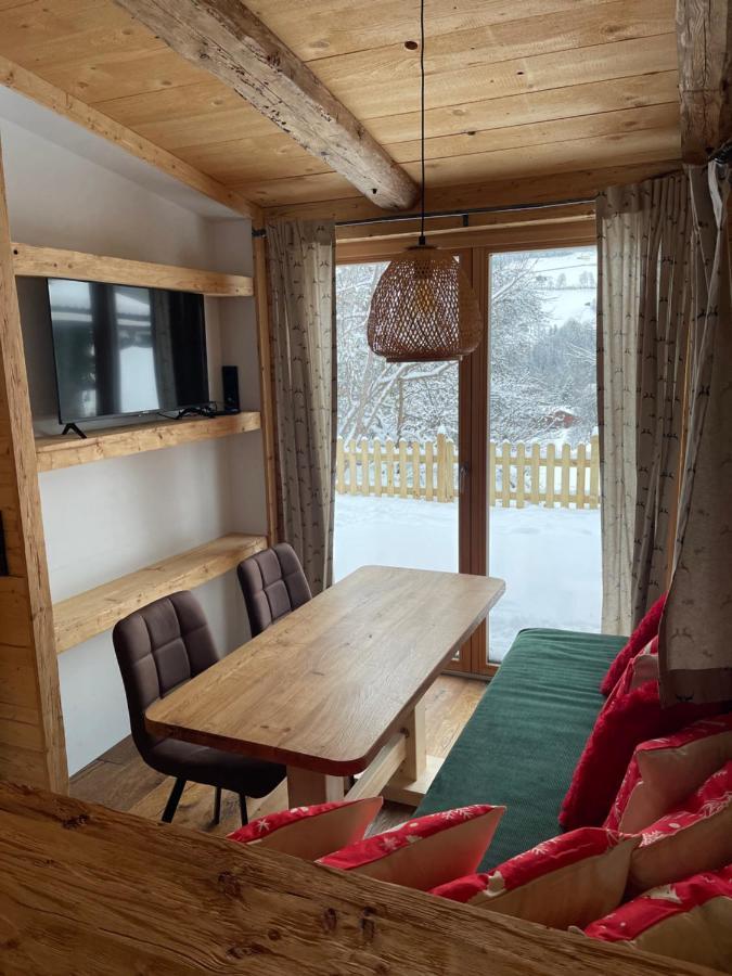 Chaleny - Das Erste Tiny House Chalet Im Zillertal Hainzenberg Eksteriør bilde